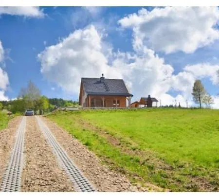 Domek W Swiatkowej Krempna Exterior foto